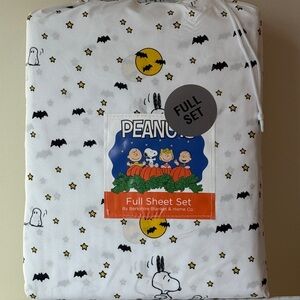 Snoopy Peanuts Spooky Bats and Ghosts Full Sheet Set